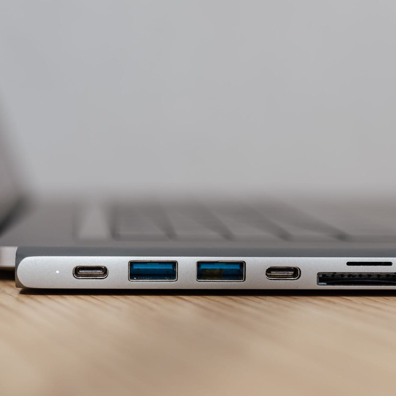 USB-C Hub 7-in-1